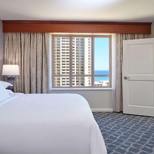 One-Bedroom King Suite